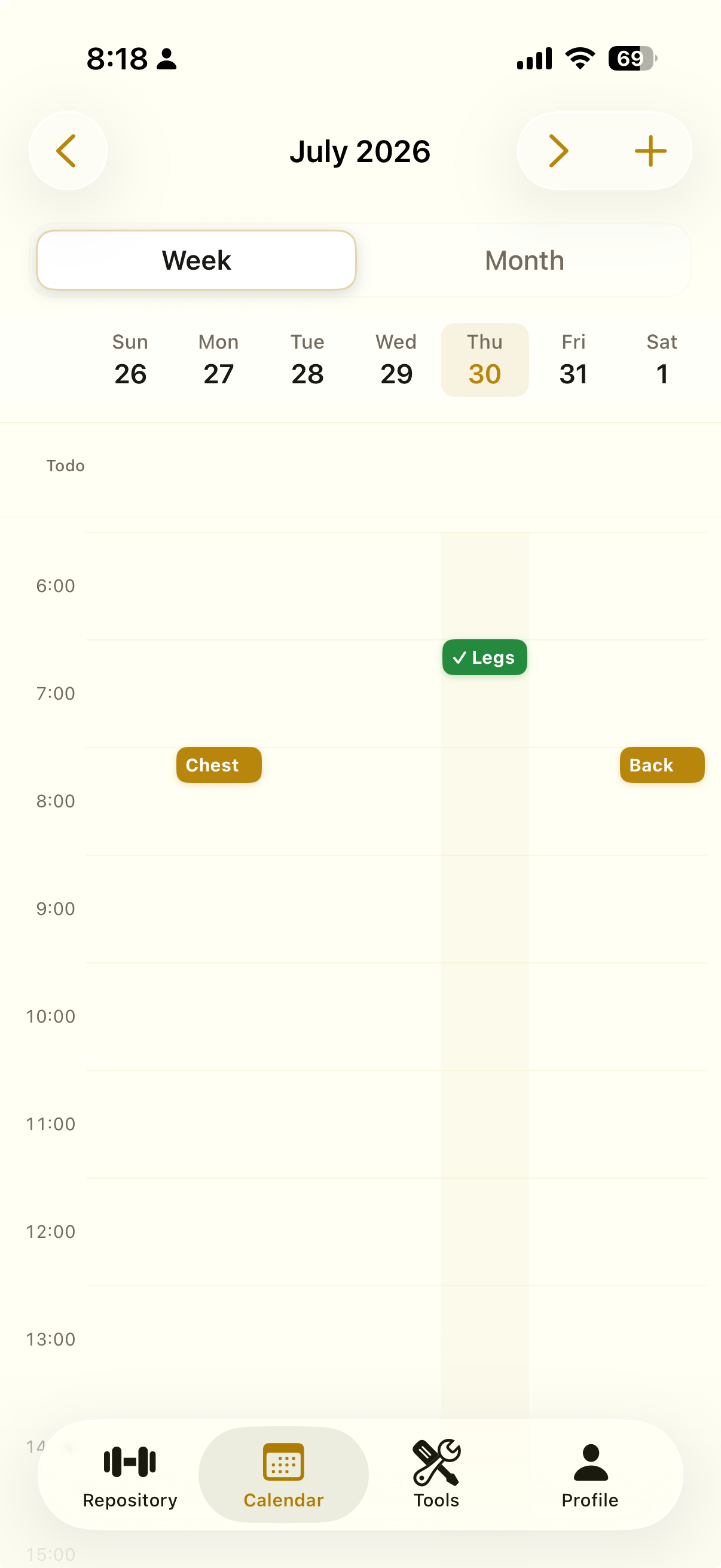 Monthly calendar grid with scheduled training sessions marked on specific days.