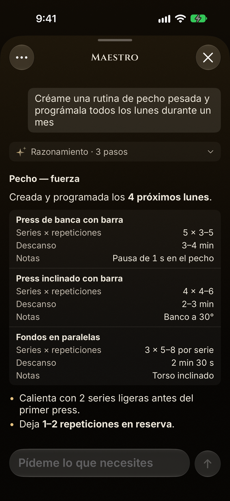 Maestro crea una rutina de pecho, la programa los cuatro próximos lunes y la resume en una tabla.